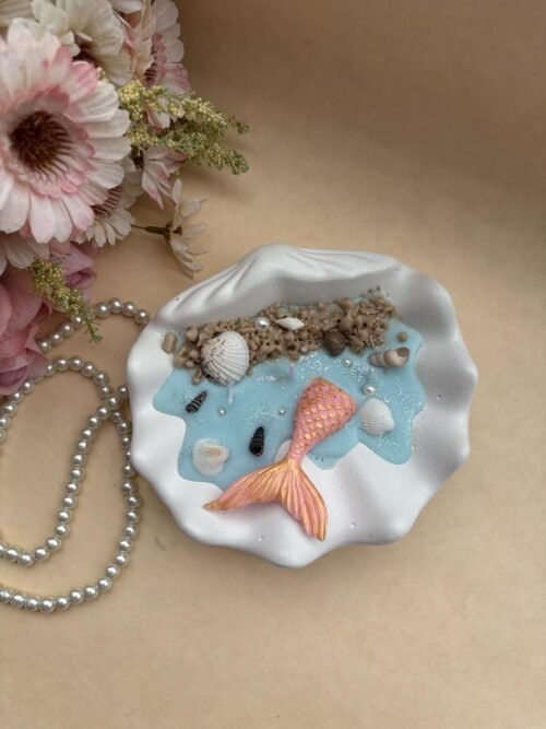 Wide Shell Mermaid Beach Candle