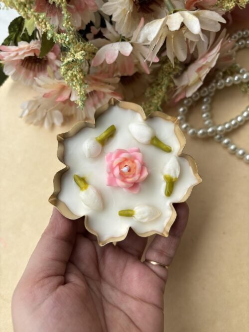 Mogra Buds Urli Candle