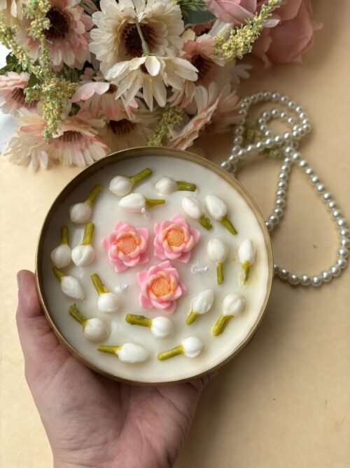 Mogra Buds Urli Candle