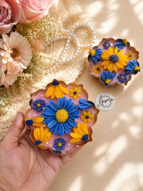 Daisy Urli Candle
