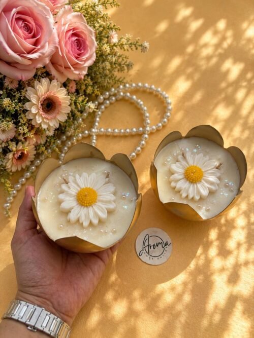 Daisy Lotus Bowl Candle