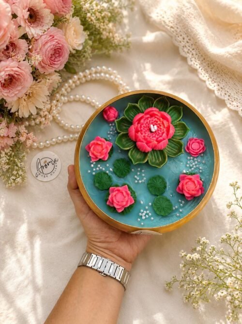 Lotus Pond Urli Candle