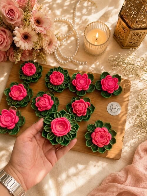 Lotus Bloom Candle (Set of 4 Pcs)