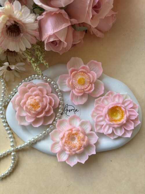 Lotus Bloom Candle (Set of 4 Pcs)